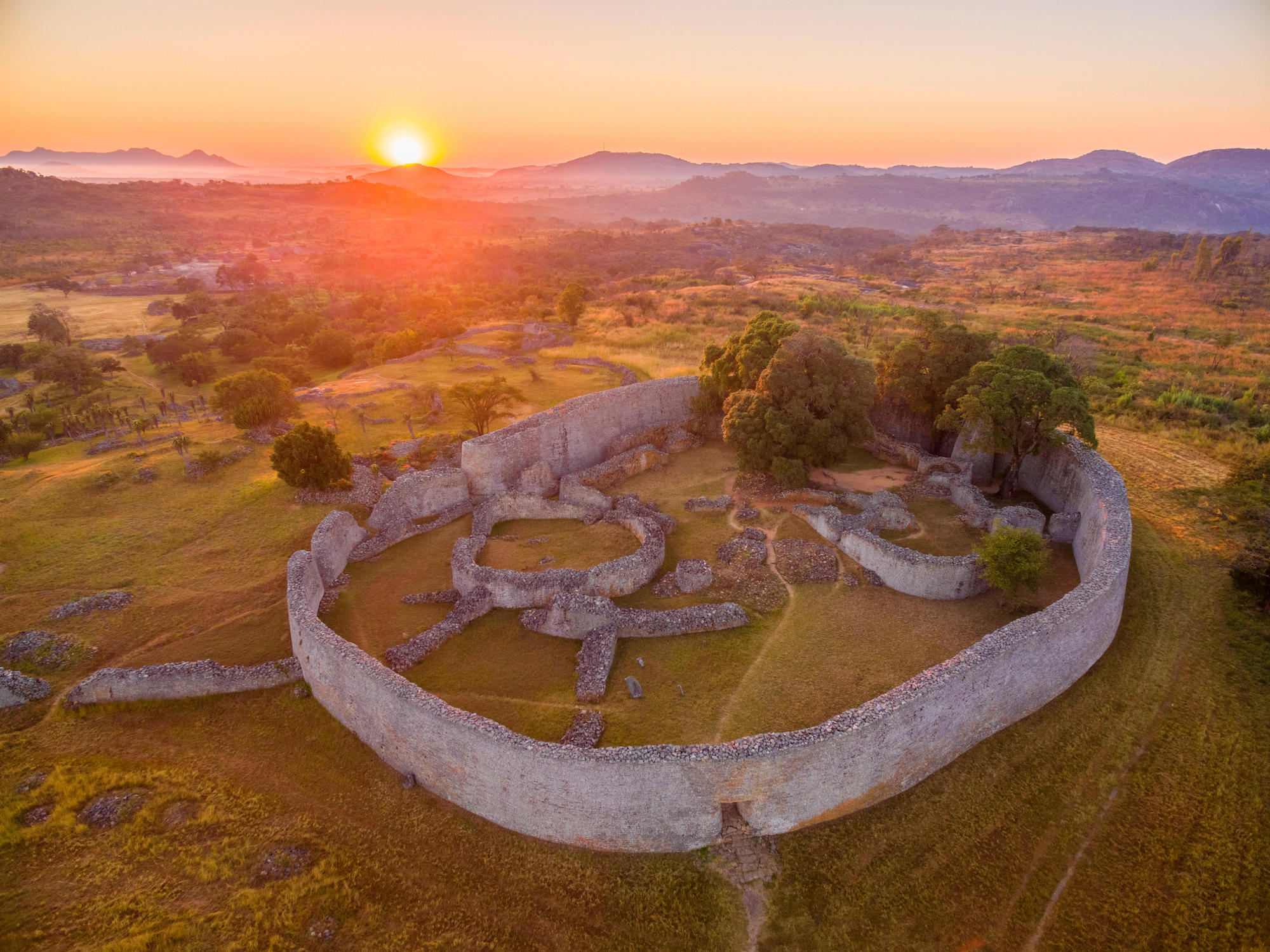 JCAYJY The Great Enclosure at the Great Zimbabwe ruins.
